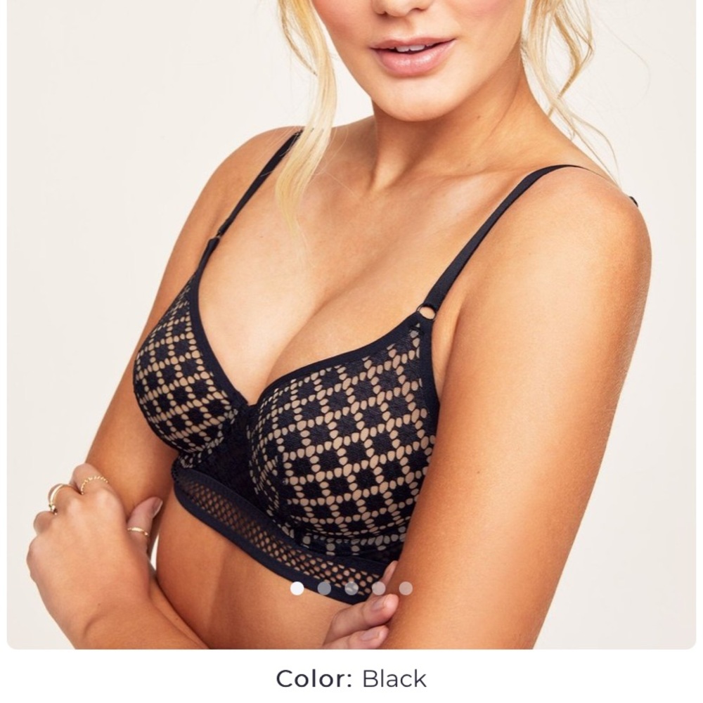 Unlined Adore Me Bra 32DD
